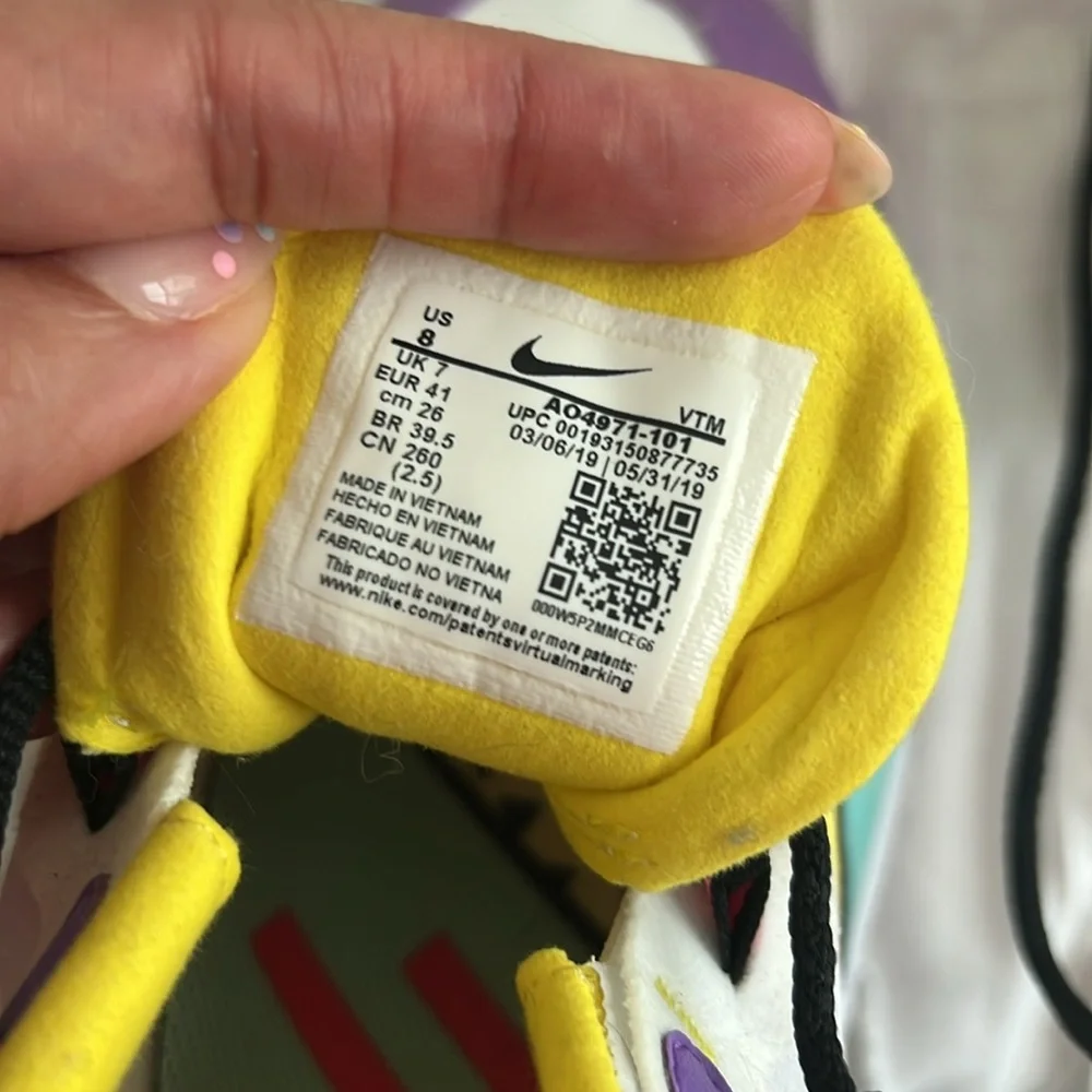 Nike Men’s Air Max 270 React